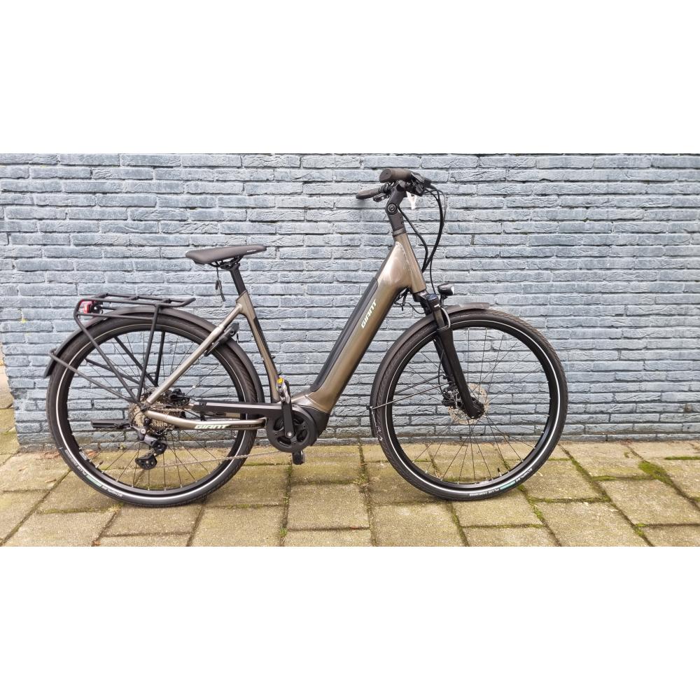 Giant DailyTour E+ 2D LDS 25km/h M Space Grey